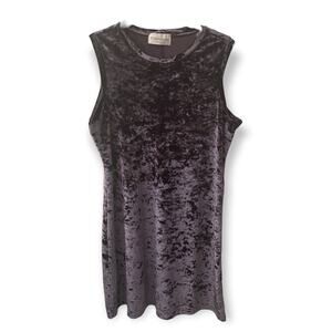 Younique Purple Crush Velvet Sheath dress Sz S EUC